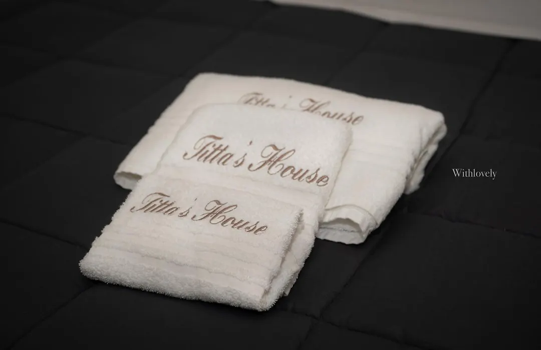 Titta'S House-1